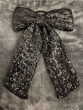 Sequin Bow Hair Tie in Black